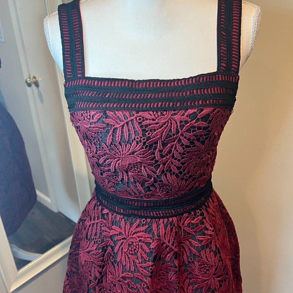 Few Moda New York Red embroidered Open Back Cocktail Dress, Size Small - Picture 2 of 16